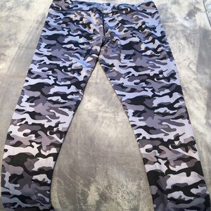 Aspire camo full length leggings
